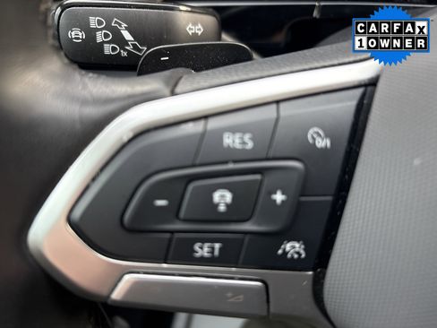 Used 2024 Volkswagen Atlas SEL Premium R-Line image 17