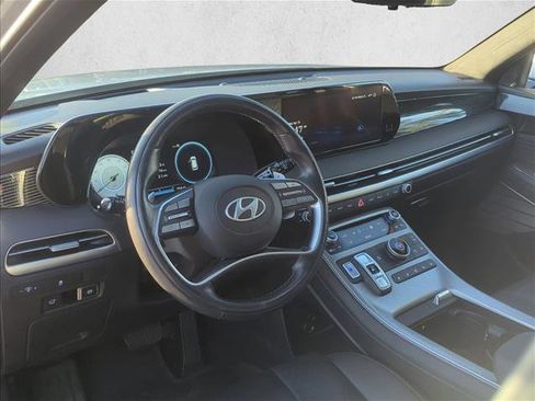 Used 2024 Hyundai Palisade Calligraphy image 9