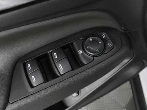 Used 2024 Chevrolet Equinox LT w/ LPO, Floor Liner Package image 13