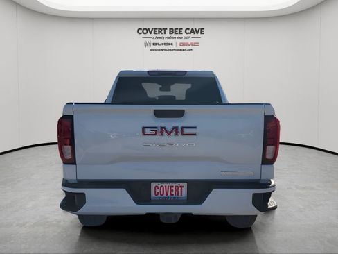 New 2026 GMC Sierra 1500 Elevation image 8