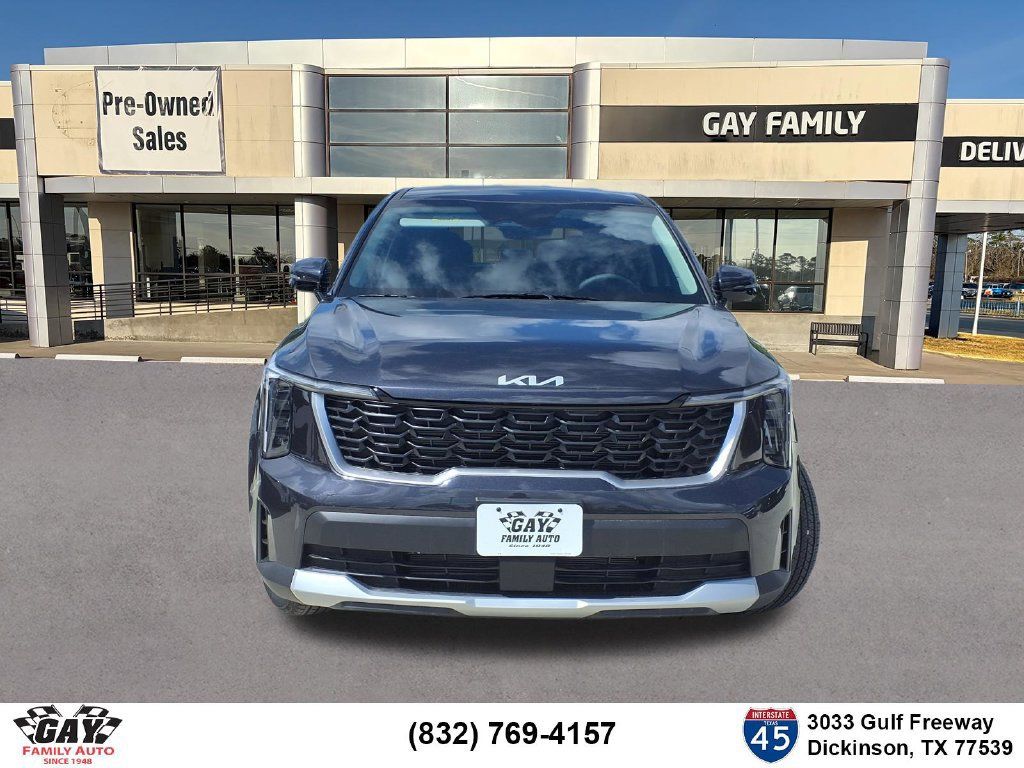 Certified 2026 Kia Sorento LX FWD image 14
