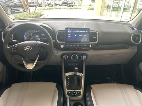New 2026 Hyundai Venue SEL image 20