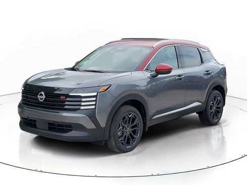 New 2026 Nissan Kicks SR FWD image 3