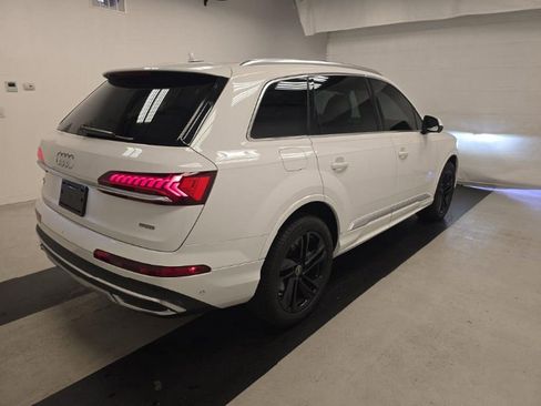 Used 2024 Audi Q7 3.0T Premium Plus image 4