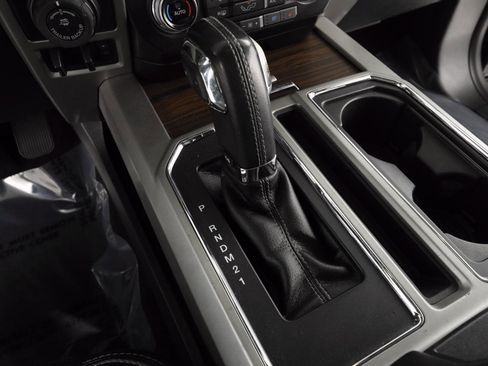 Used 2016 Ford F150 Lariat w/ Equipment Group 501A Mid image 19