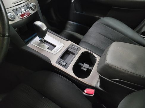 Used 2014 Subaru Legacy 2.5i Premium AWD/4WD image 26