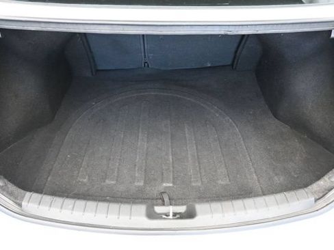 Used 2018 Hyundai Elantra SE FWD image 27