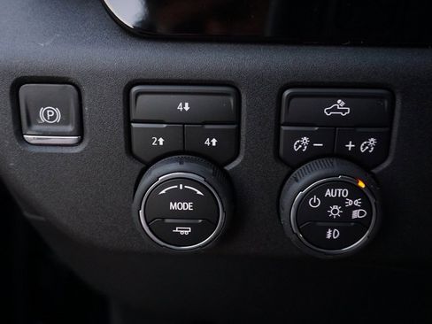 New 2026 Chevrolet Silverado 2500 LT w/ Leather Package image 22