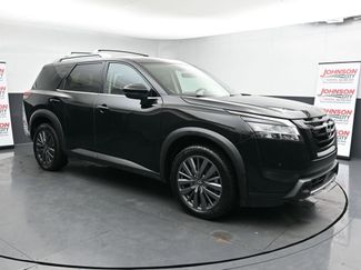 Used 2023 Nissan Pathfinder SL w/ SL Premium Package video 2