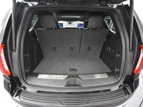 Used 2022 GMC Yukon Denali w/ Denali Ultimate Package image 47