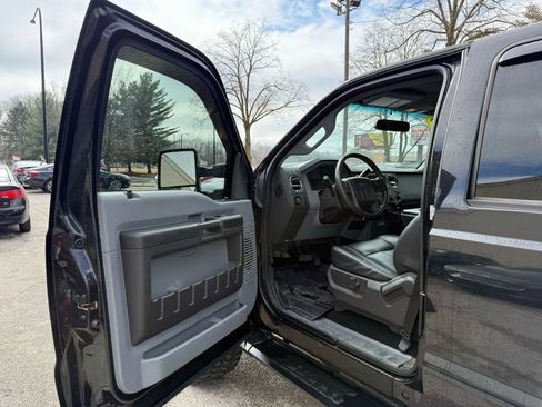 Used 2014 Ford F350 XL w/ Power Equipment Group image 9