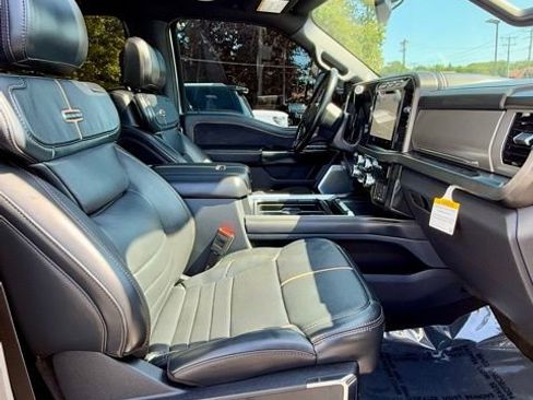 Used 2024 Ford F350 Platinum image 17