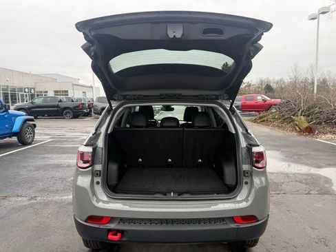 Used 2022 Jeep Compass Trailhawk w/ Trailhawk Convenience Group image 41