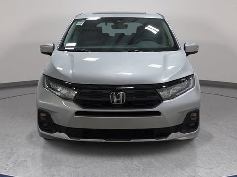 Used 2025 Honda Odyssey EX-L image 3