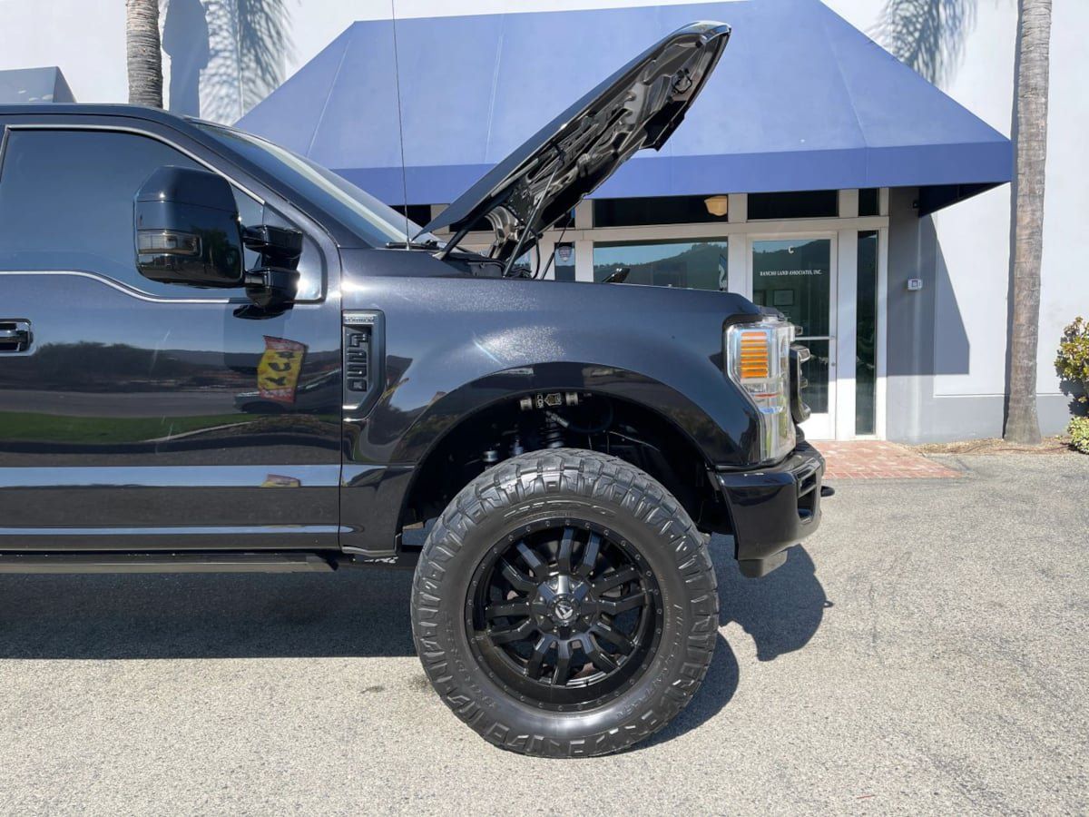 Used 2020 Ford F250 Platinum w/ FX4 Off-Road Package AWD/4WD image 42