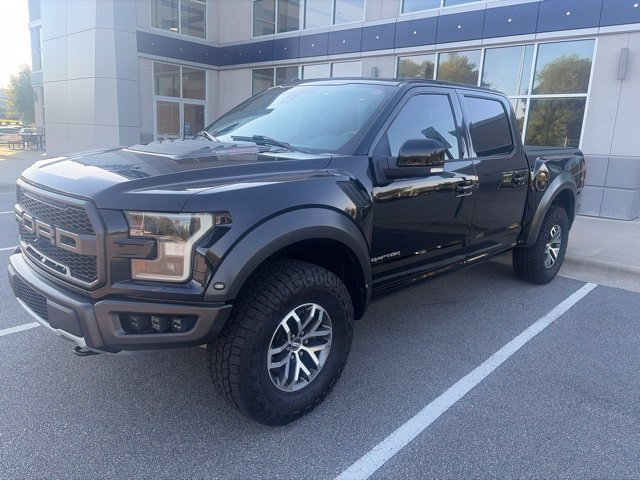 Used 2018 Ford F150 Raptor w/ Equipment Group 802A Luxury AWD/4WD image 1