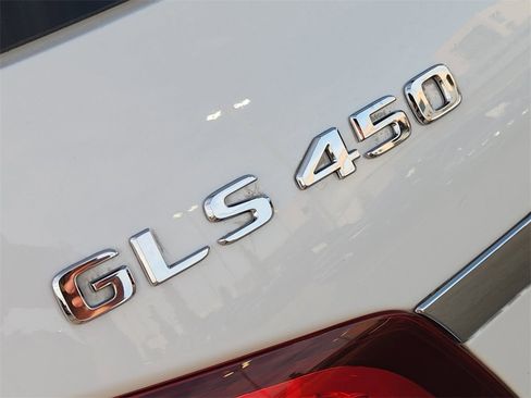 Used 2018 Mercedes-Benz GLS 450 4MATIC image 12