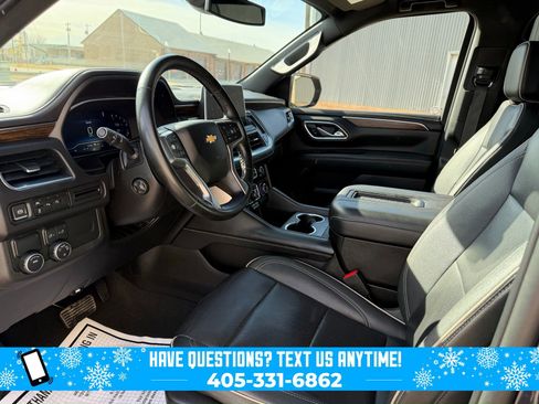 Used 2023 Chevrolet Suburban Premier image 22