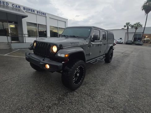 Used 2021 Jeep Gladiator Sport AWD/4WD image 3