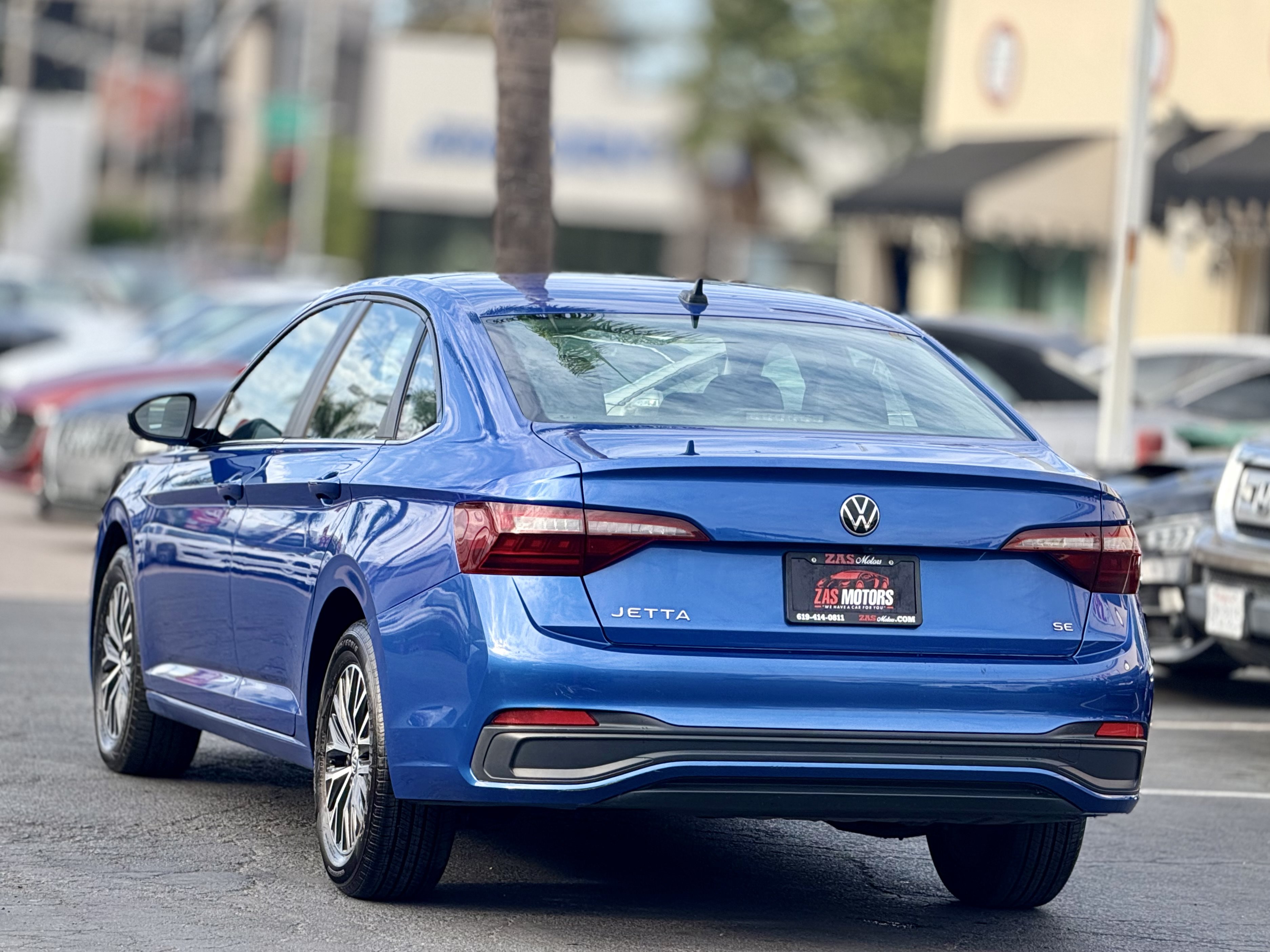 Used 2024 Volkswagen Jetta SE FWD image 14