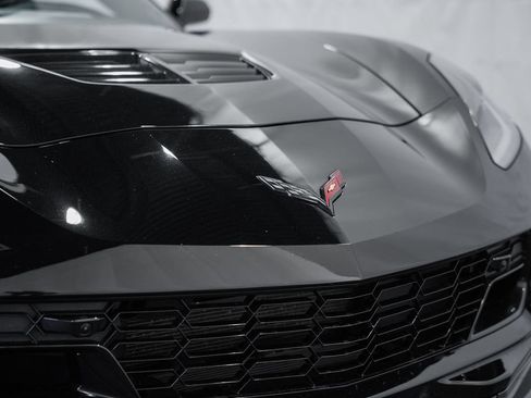 Used 2017 Chevrolet Corvette Z06 RWD image 9