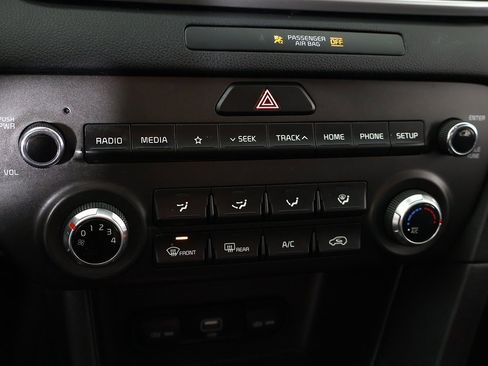 Used 2022 Kia Sportage LX image 41