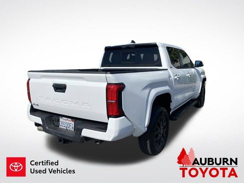 Certified 2025 Toyota Tacoma SR5 AWD/4WD image 8