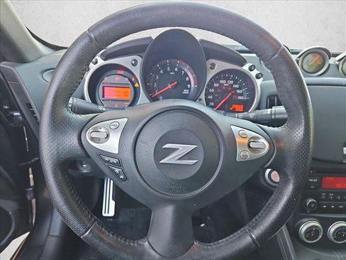 Used 2016 Nissan 370Z Coupe RWD image 13