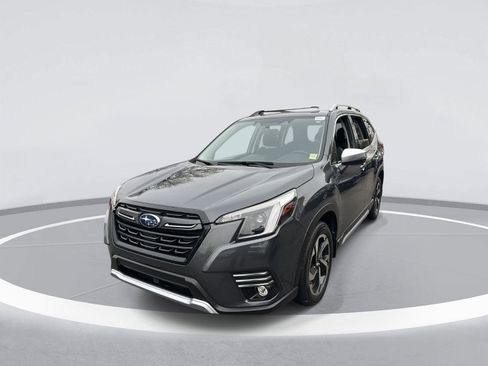 Used 2024 Subaru Forester Touring image 4