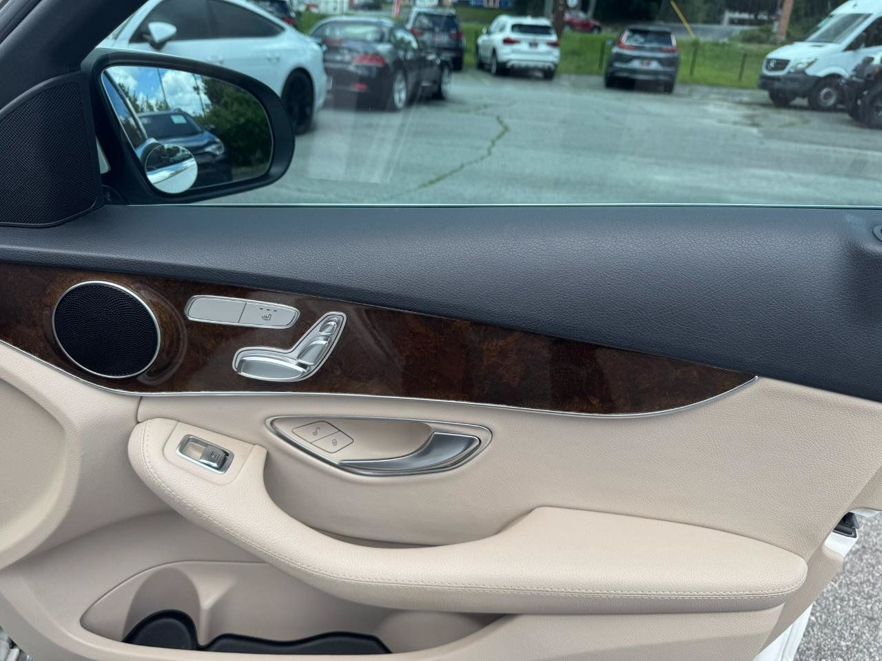 Used 2017 Mercedes-Benz C 300 Sedan image 28