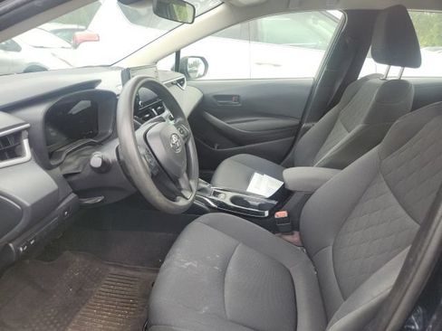 Used 2022 Toyota Corolla LE FWD image 15