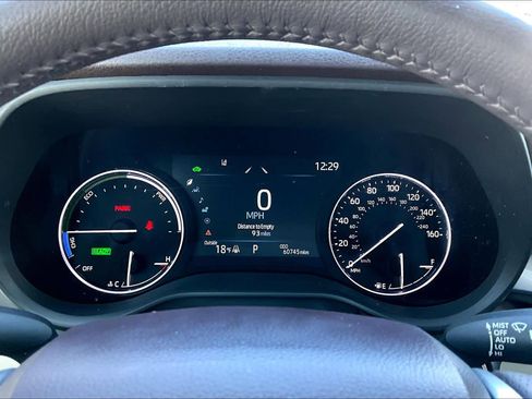 Certified 2021 Toyota Sienna Platinum image 52