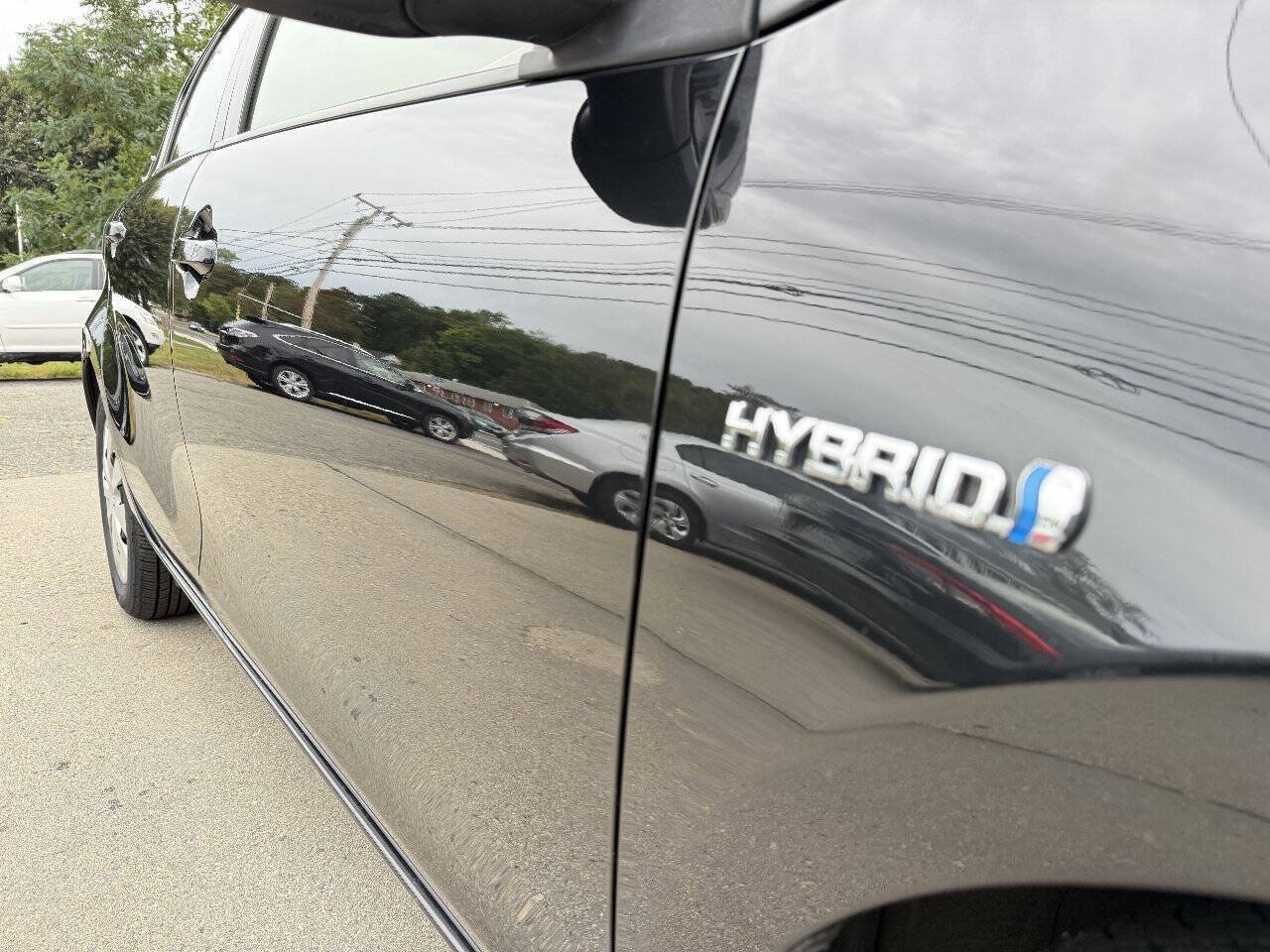 Used 2014 Toyota Prius C Two FWD image 30