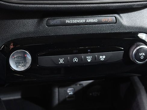 Used 2023 Ford Escape Active w/ Tech Pack #1 image 30