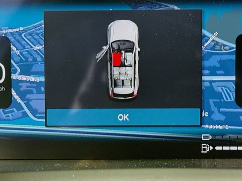 New 2026 Volvo XC90 T8 Ultra w/ Protection Package Premier image 12