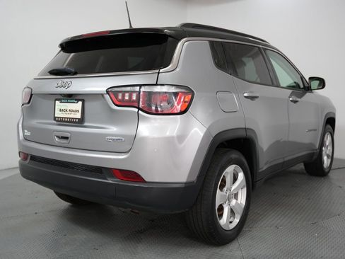 Used 2018 Jeep Compass Latitude w/ Popular Equipment Group image 9