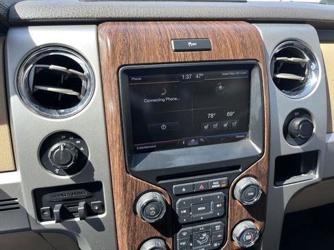 Used 2013 Ford F150 Lariat w/ Luxury Equipment Group image 17