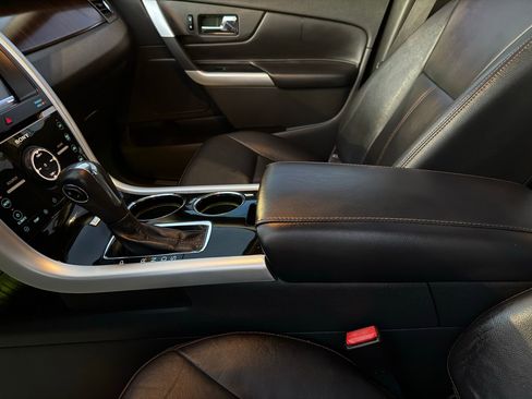 Used 2013 Ford Edge Limited image 35