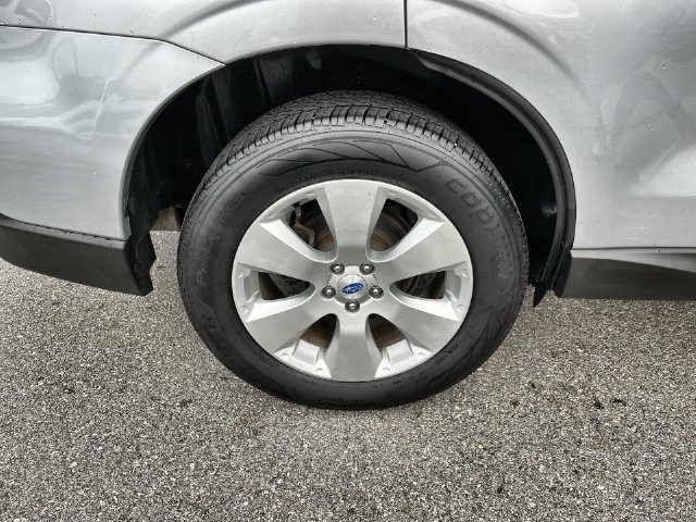 Used 2018 Subaru Forester 2.5i AWD/4WD image 21