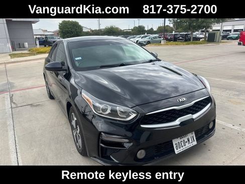 Used 2019 Kia Forte LXS FWD image 2