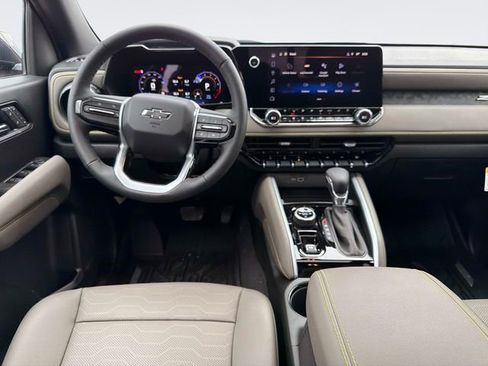 New 2026 Chevrolet Colorado ZR2 w/ Technology Package image 16