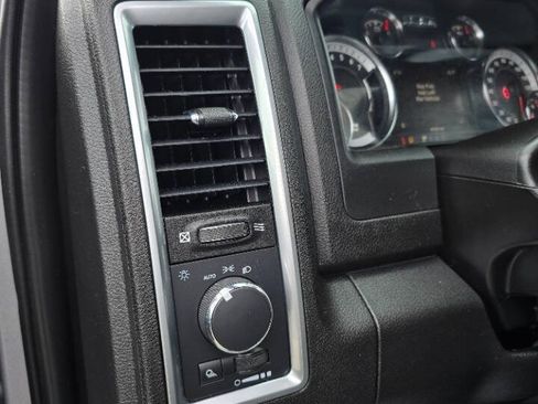 Used 2022 RAM 1500 Warlock AWD/4WD image 14
