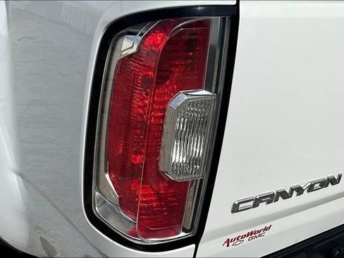 Used 2018 GMC Canyon SLE w/ Trailering Package RWD image 25