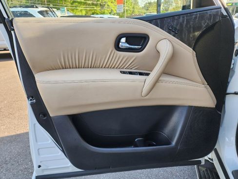 Used 2021 Nissan Armada Platinum RWD image 18