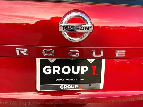 Used 2021 Nissan Rogue S FWD image 10