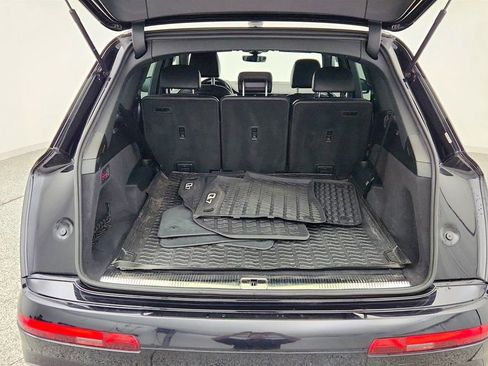 Used 2019 Audi Q7 3.0T Prestige AWD/4WD image 22