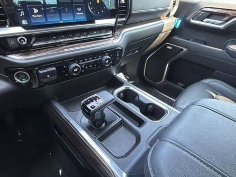 Used 2023 Chevrolet Silverado 1500 RST w/ Rally Edition AWD/4WD image 14