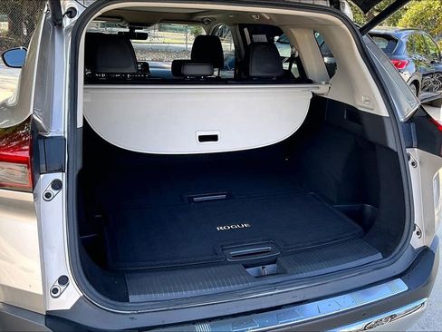 Used 2022 Nissan Rogue Platinum w/ Head-Up Display Package image 52