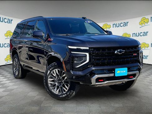 Used 2025 Chevrolet Tahoe Z71 image 1