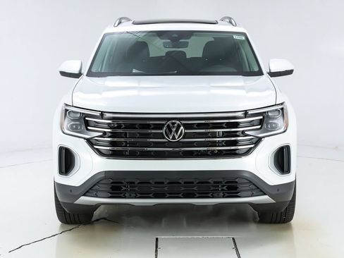 New 2026 Volkswagen Atlas SE FWD image 16